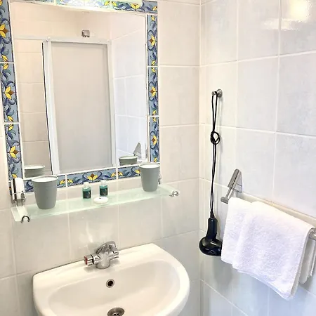Otel Tokur 3*